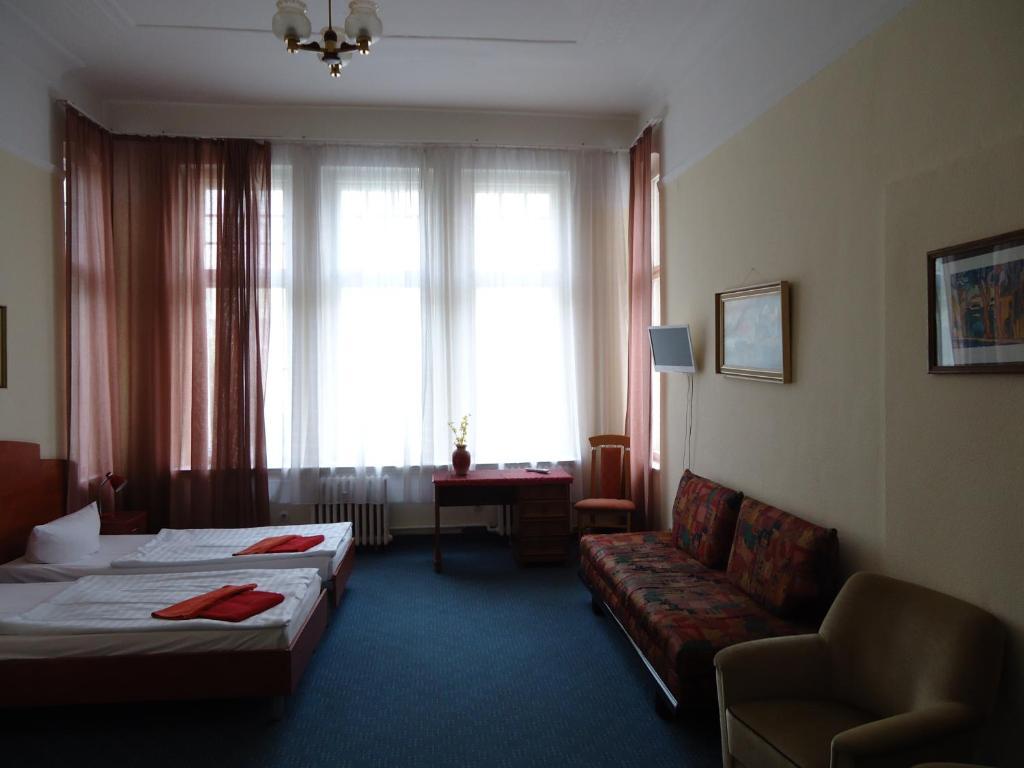 Hotel-Pension Insel Rugen เบอร์ลิน ห้อง รูปภาพ